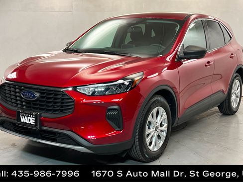 Used 2023 Ford Escape Active FWD image 1