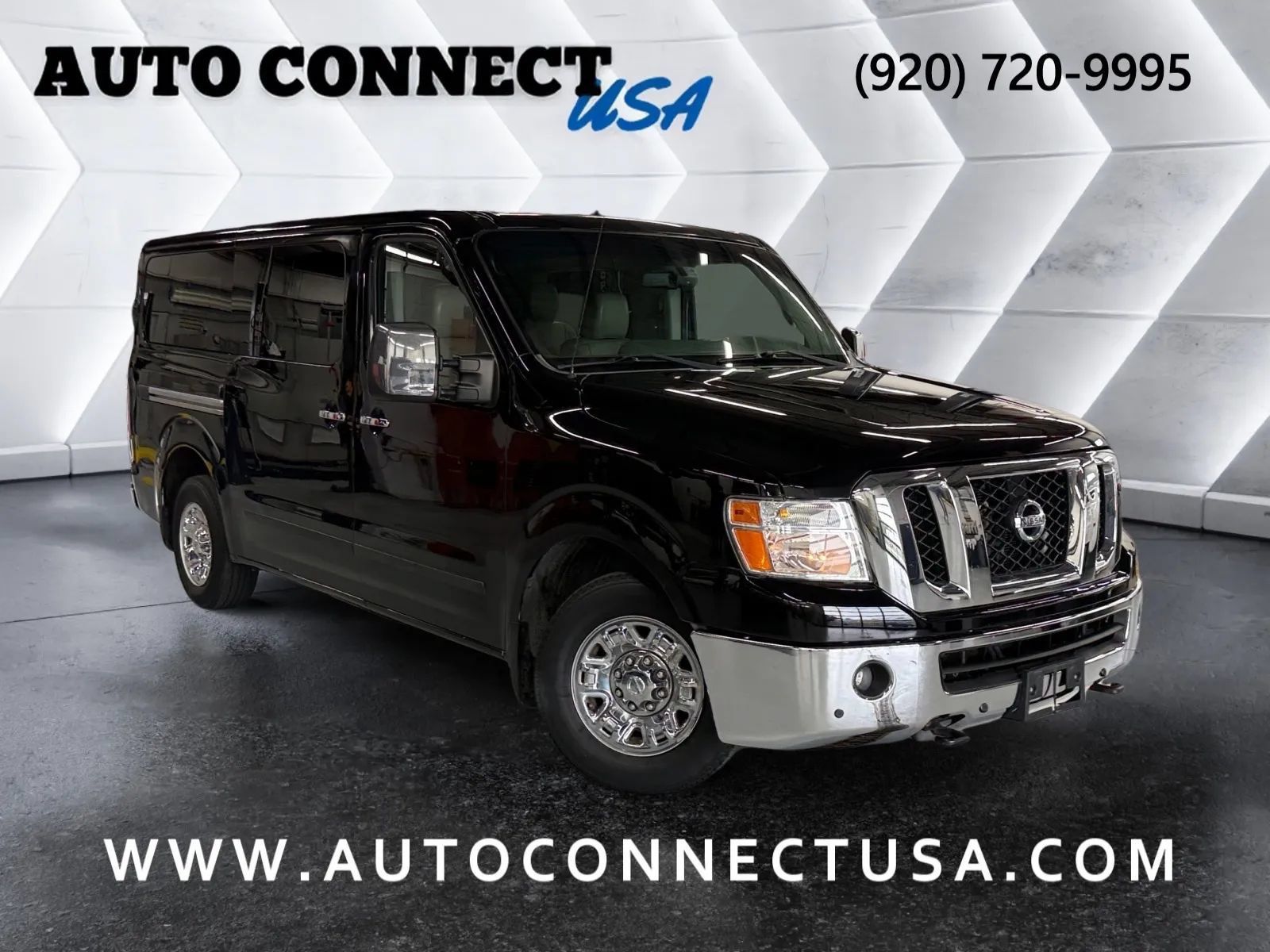 Used 2015 Nissan NV 3500 SL w/ Technology Package RWD image 3