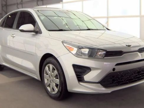 Used 2021 Kia Rio LX FWD image 2