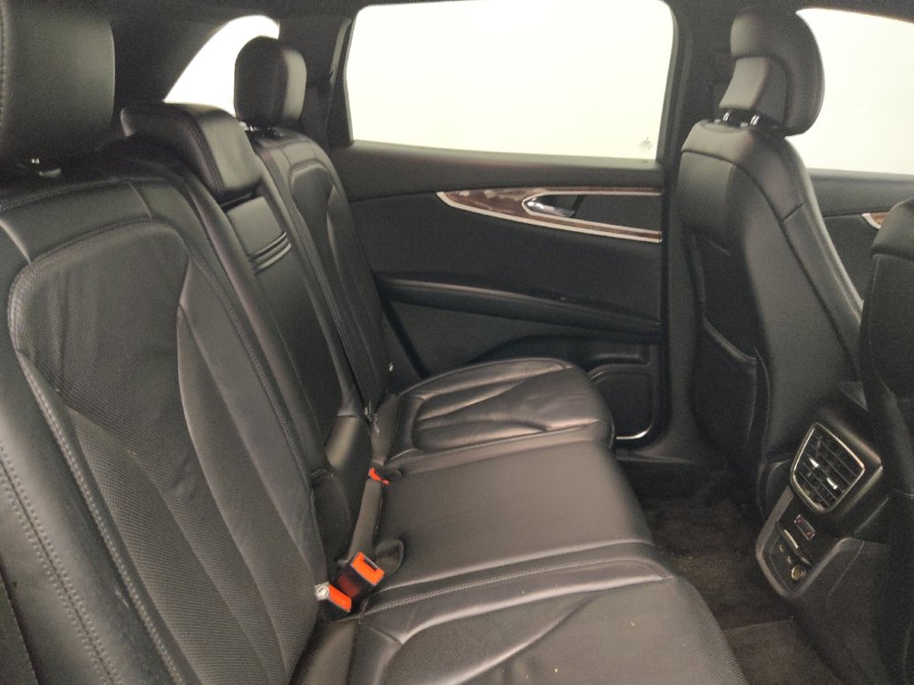 Used 2018 Lincoln MKX Reserve FWD image 19