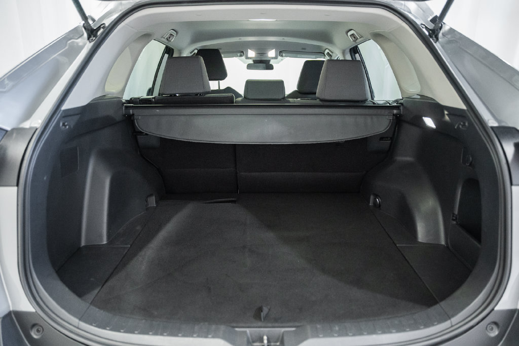 Certified 2025 Toyota RAV4 XLE AWD/4WD image 9