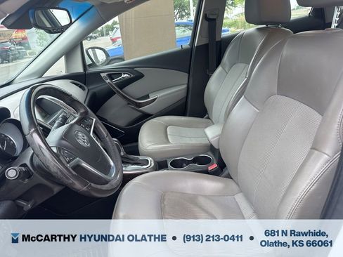 Used 2012 Buick Verano Convenience FWD image 3