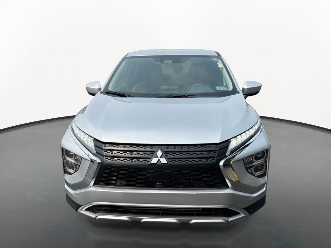 Used 2025 Mitsubishi Eclipse Cross SE AWD/4WD image 2