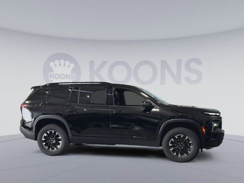 New 2026 Chevrolet Traverse Z71 w/ Enhanced Driving Package image 4