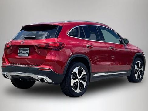Used 2025 Mercedes-Benz GLA 250 image 21