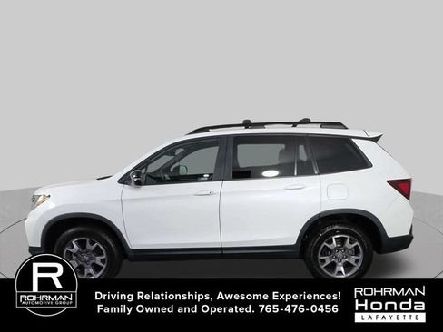 Used 2023 Honda Passport TrailSport image 5