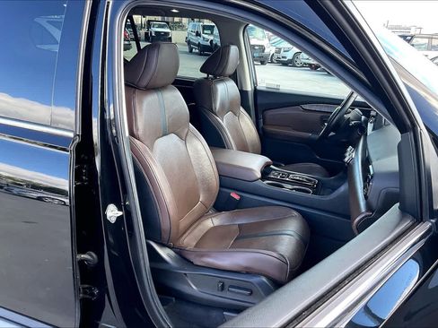 Used 2023 Honda Pilot Elite image 13