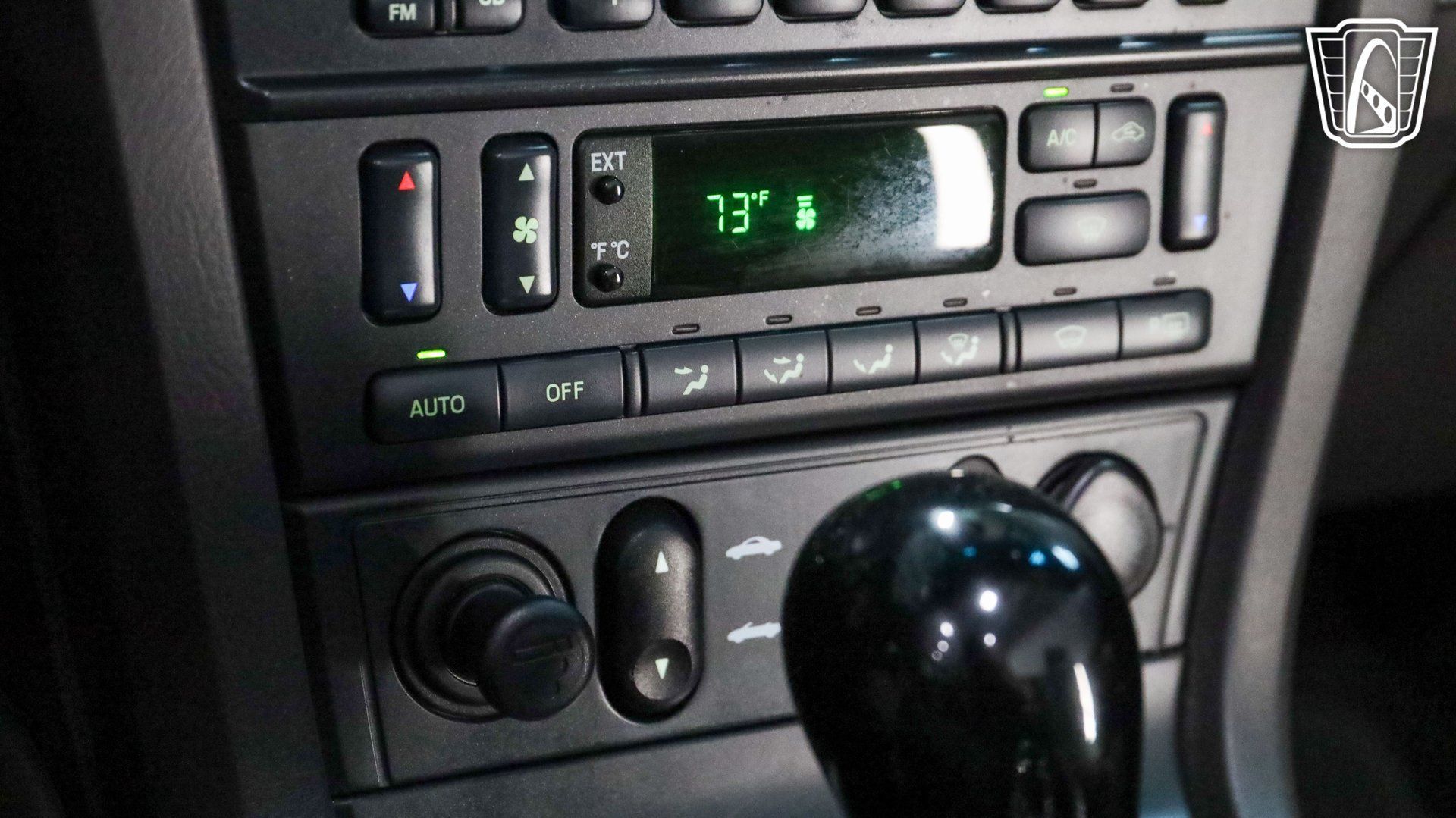 Used 2002 Ford Thunderbird RWD image 17