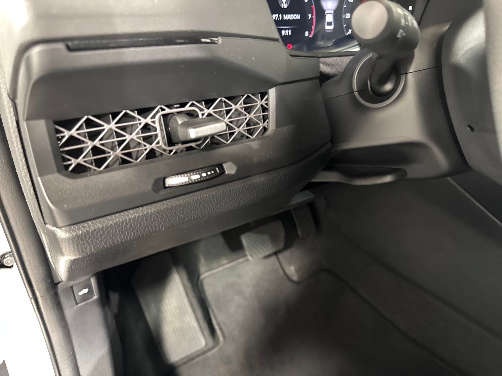 Certified 2023 Honda Accord EX image 13