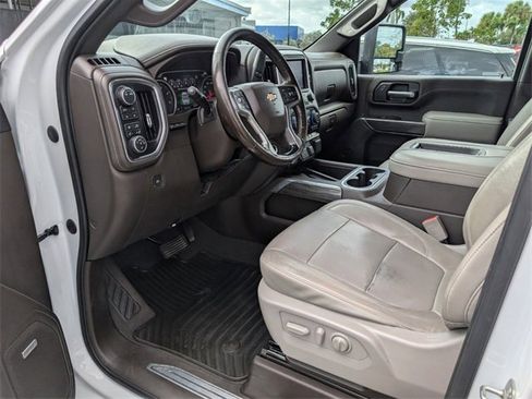 Used 2020 Chevrolet Silverado 2500 LTZ w/ LTZ Premium Package image 6