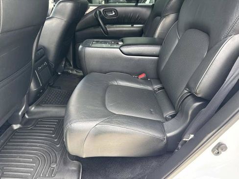 Used 2023 Nissan Armada SL w/ Midnight Edition Package RWD image 16