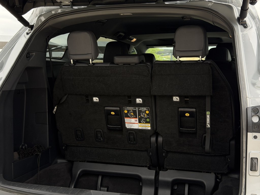 Used 2024 Toyota Sienna XLE Woodland Edition AWD/4WD image 30