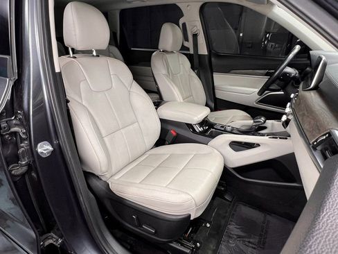 Used 2021 Kia Telluride SX w/ Nightfall Edition Package image 4
