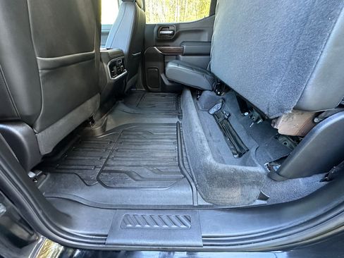 Used 2019 GMC Sierra 1500 SLT w/ SLT Premium Plus Package image 28