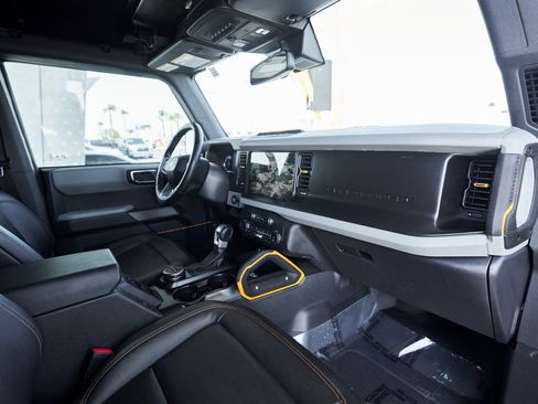 Used 2022 Ford Bronco Badlands image 24