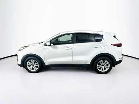 Used 2017 Kia Sportage LX FWD image 4