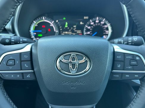 New 2026 Toyota Highlander XLE image 27