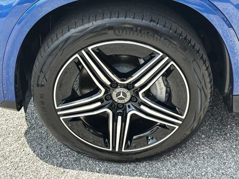 Certified 2025 Mercedes-Benz GLC 300 4MATIC w/ AMG Line image 13