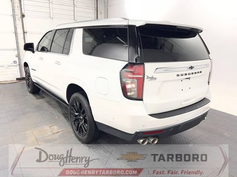 Used 2024 Chevrolet Suburban High Country w/ Advanced Technology Package AWD/4WD image 12