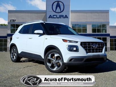 Used 2022 Hyundai Venue SEL