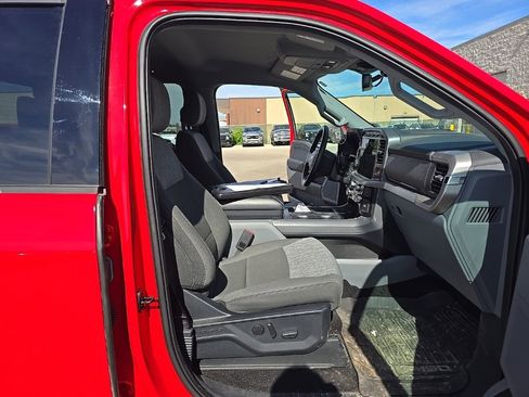 Used 2022 Ford F150 XLT w/ Equipment Group 302A High AWD/4WD image 14