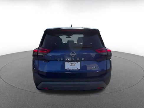 Used 2023 Nissan Rogue SV image 12