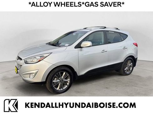 Used 2015 Hyundai Tucson SE image 1
