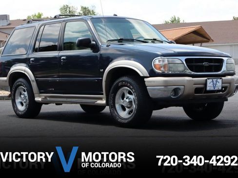 Used 2000 Ford Explorer Eddie Bauer image 1