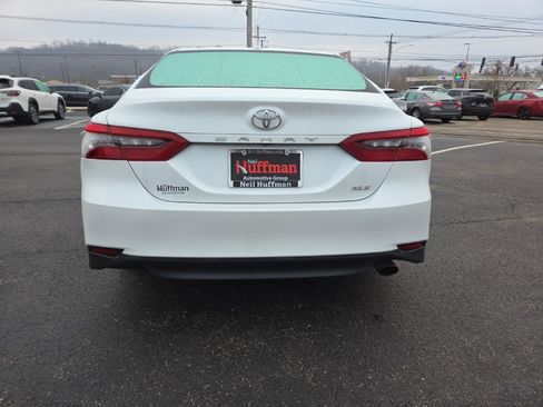 Used 2023 Toyota Camry XLE image 5