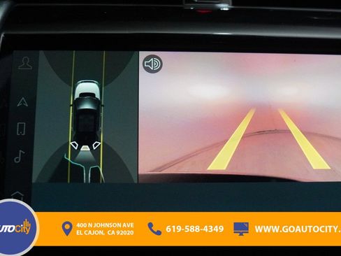 Used 2023 Land Rover Discovery Sport SE R-Dynamic image 11