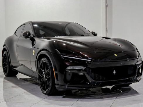 Used 2024 Ferrari Purosangue AWD/4WD image 3