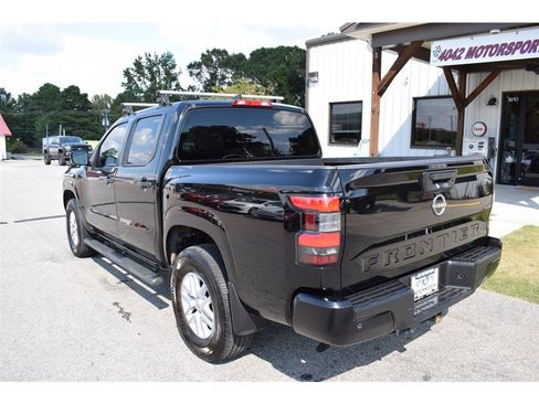 Used 2022 Nissan Frontier S w/ Technology Package image 3