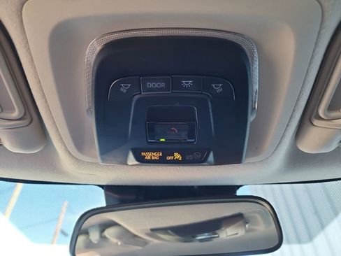 Used 2023 Toyota Corolla LE image 34