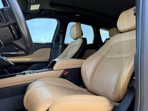 Used 2022 Lincoln Corsair Reserve w/ Equipment Group 201A image 15