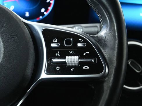 Certified 2022 Mercedes-Benz GLA 250 4MATIC image 17