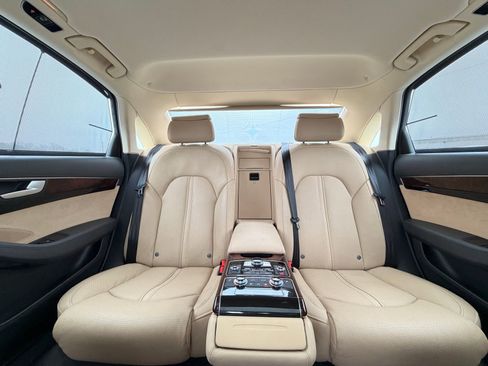 Used 2014 Audi A8 L 4.0T w/ Premium Package image 34