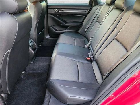 Used 2022 Honda Accord Sport image 17