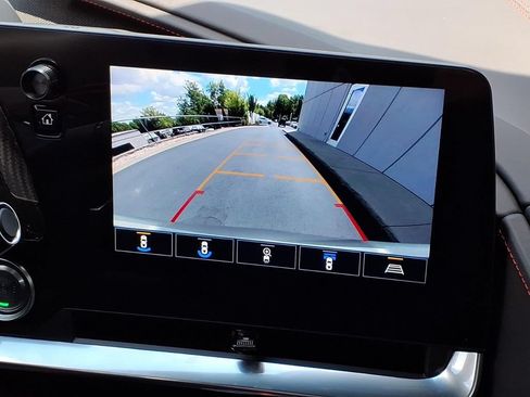 Used 2023 Chevrolet Corvette Stingray Premium Cpe w/ Z51 Performance Package RWD image 17