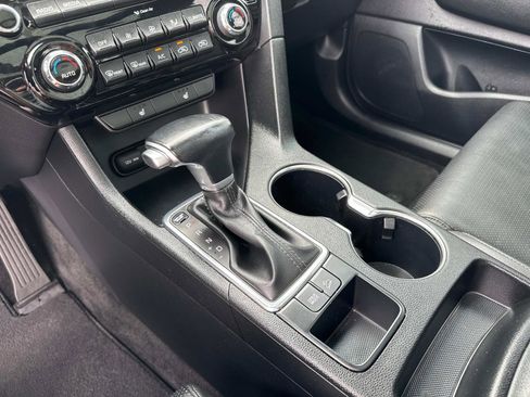 Used 2022 Kia Sportage EX image 20