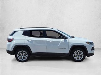 Used 2025 Jeep Compass Latitude AWD/4WD video 3