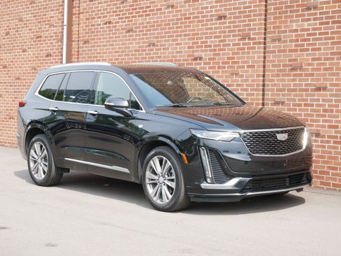 Certified 2024 Cadillac XT6 Premium Luxury AWD/4WD image 27