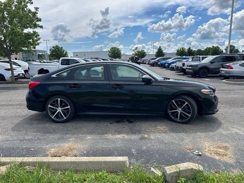 Used 2024 Honda Civic Touring image 13