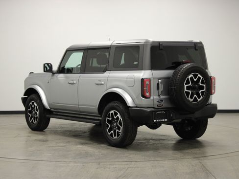 Used 2022 Ford Bronco Outer Banks image 7