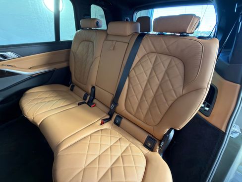New 2026 BMW X7 xDrive40i w/ Executive Package image 27