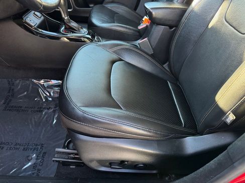 Used 2019 Jeep Compass Limited image 35