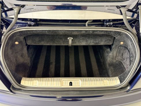 Used 2021 Rolls-Royce Dawn RWD image 28