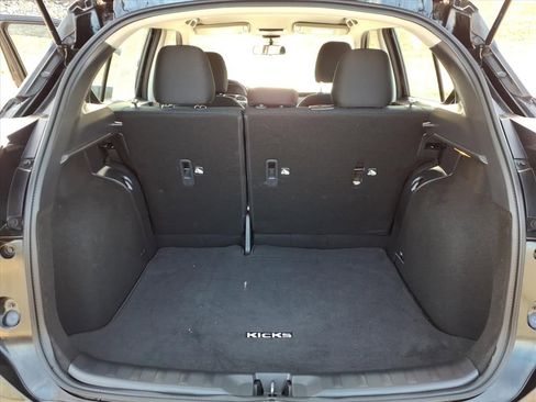 Used 2024 Nissan Kicks S image 14