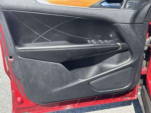 Used 2015 Lincoln MKC FWD w/ Equipment Group 102A Reserve image 16