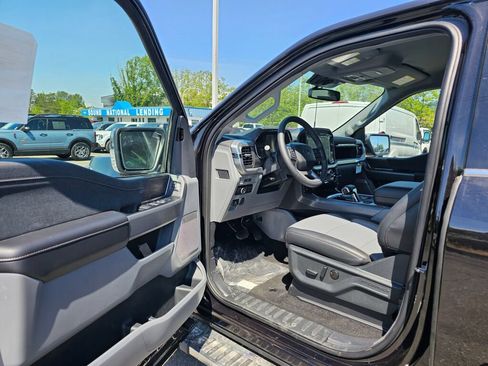 New 2026 Ford F150 Lariat w/ Equipment Group 501A Mid AWD/4WD image 14
