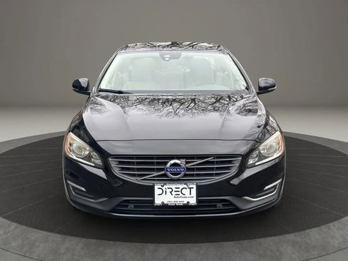 Used 2016 Volvo S60 T5 image 2